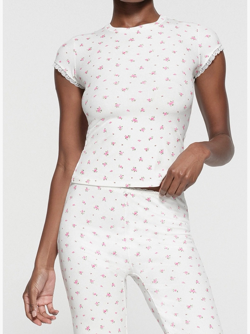 SKIMS orchid rose soft lounge lace top